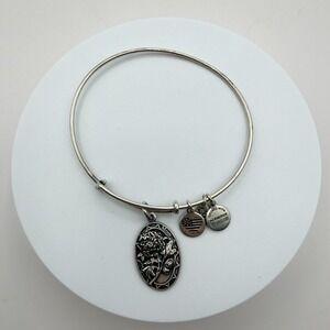 Vintage Y2K Mom Floral Silver-Tone Energy Technology Charms Bracelet Jewelry